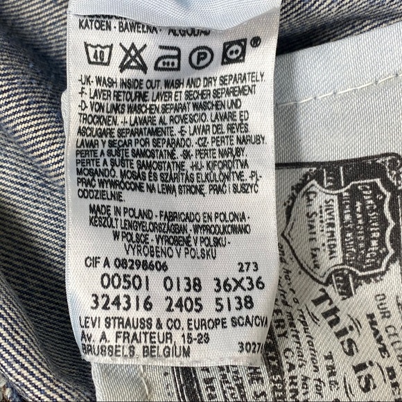 Vintage Levi’s 501 Distressed Denim Jeans 35x28 - Picture 5 of 11